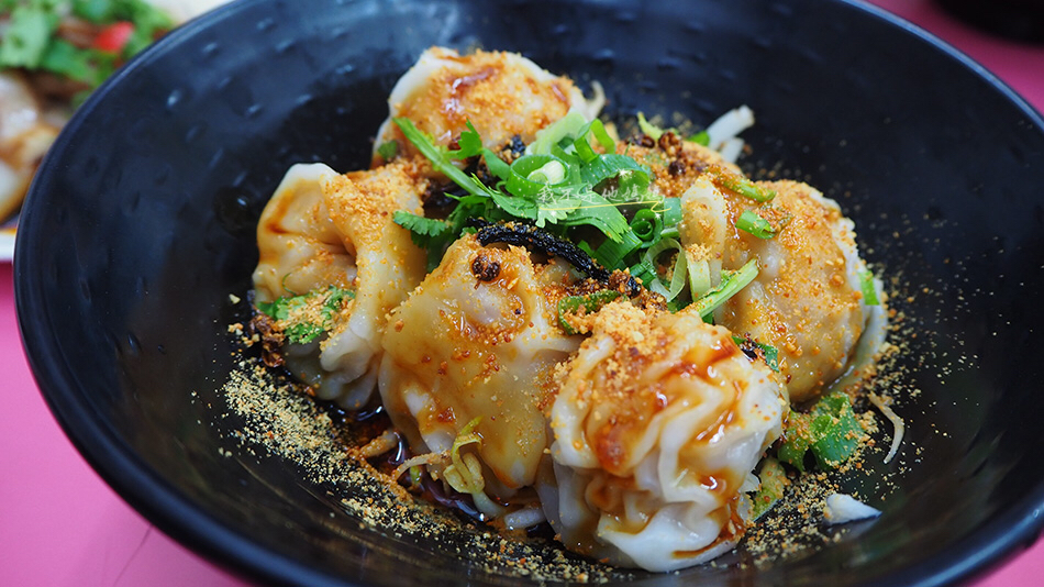 中和美食外送,中和平價美食,中和湯麵外送,中和民享街美食,環球美食,中和環球平價小吃,中和元氣大鎮,環狀線美食,環狀線好吃乾麵,手炒辣椒油推薦