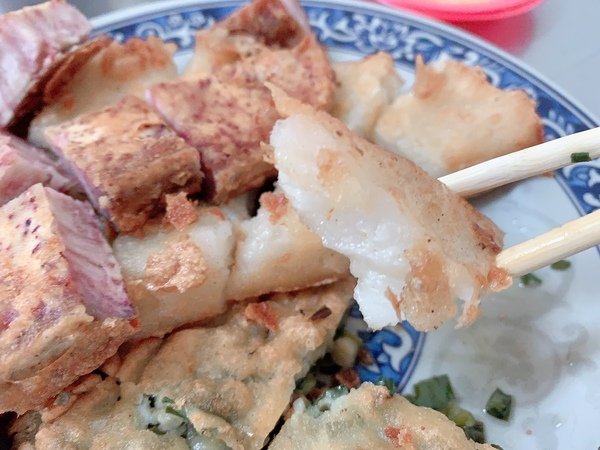 「溪州美食推薦」彰化安心旅遊，現做「蚵仔炒麵/便當/蚵嗲/蘿蔔糕/挫冰/炸粿/菜條/各式湯品」在地美食首選-三條麗華小吃店直擊分享