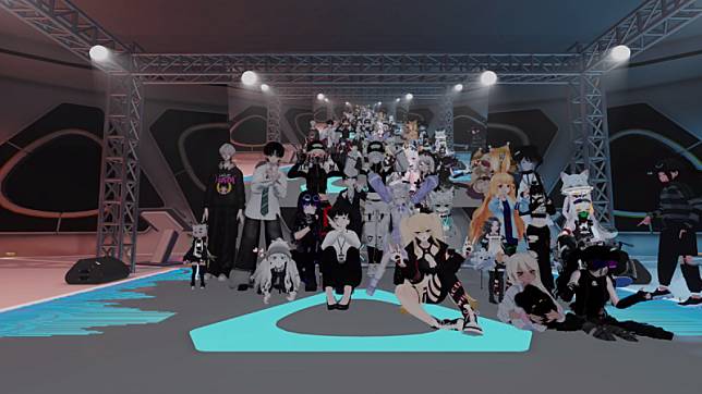 VIVE於日前在VR Chat舉行飆舞大賽，玩家穿戴自定位追蹤器大秀舞技 圖：HTC/提供