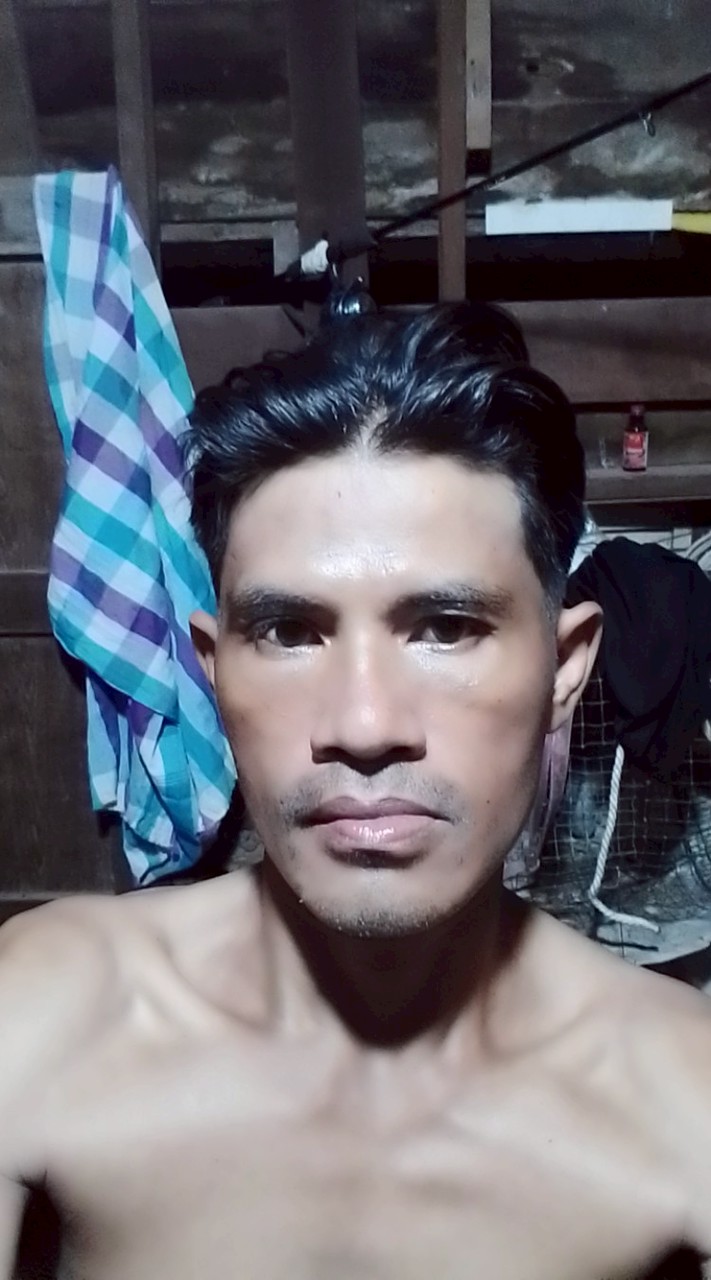 ชายเล็ก