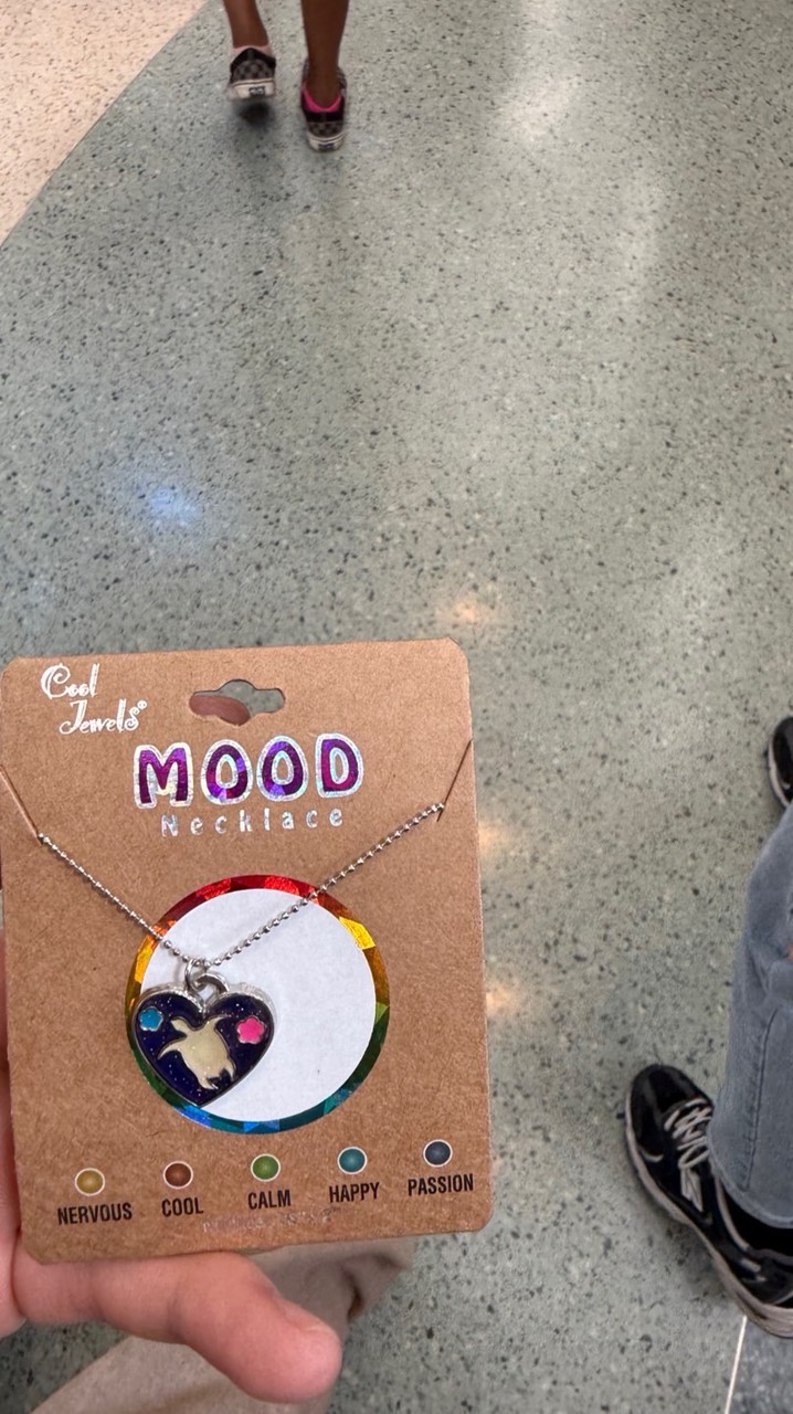 逼恩低 拆卡 代購群 ᐢ..ᐢ