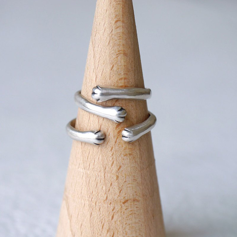 貓奴抱抱貓掌戒指 - 開口可調節尺寸