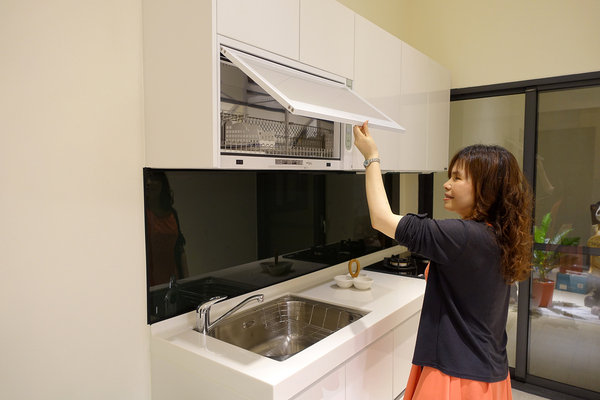 台中清水建案-青雲賦，台中清水買房，台中海線建案，台中清水預售屋，6分鐘到清水車站，2房首付8萬、3房首付15萬、10年免管理費