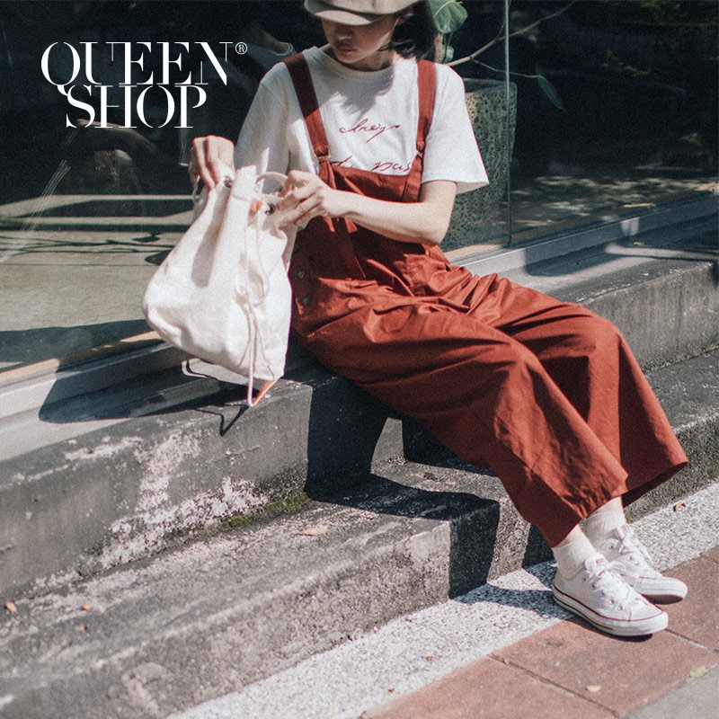 QUEENSHOP 後交叉造型設計連身吊帶褲 現+預 04050541