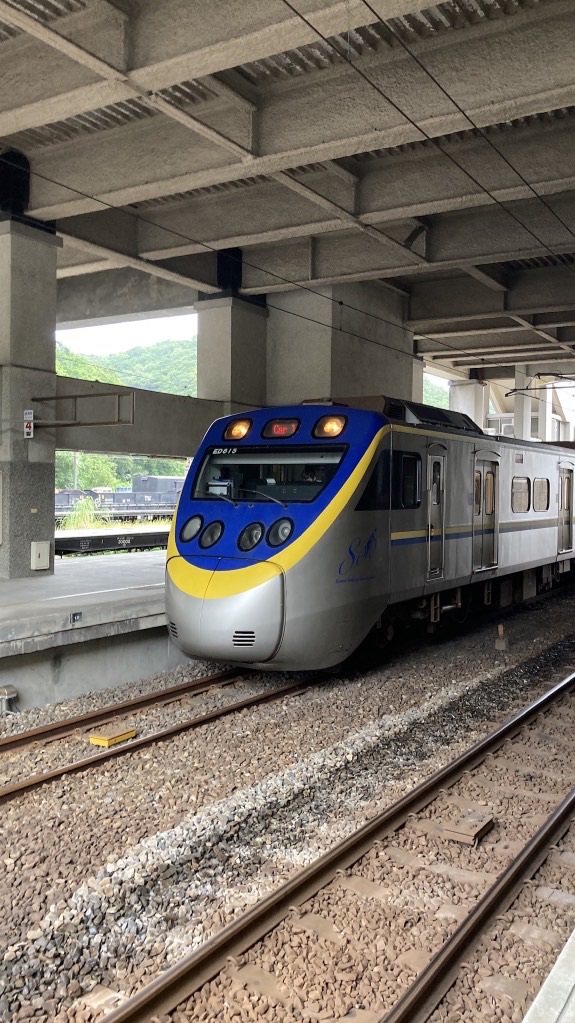 鐵道交流群（密碼「C371」）