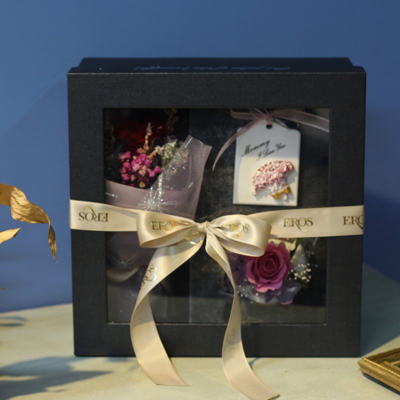 商品皆為手工製品，每一件都是設計師精心的藝術品，我們追求時尚及品質。 你可以將它們隨心的擺放在家裡的任何一處角落 為你生活添加一縷色彩