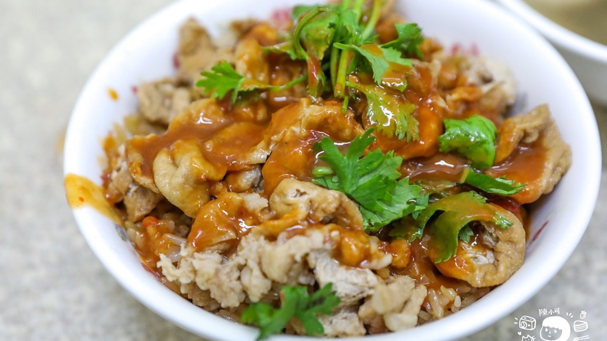 吃宜蘭不踩雷！網推羅東夜市８必吃美食：爆量三星蔥餅、幽靈油飯、60年老店