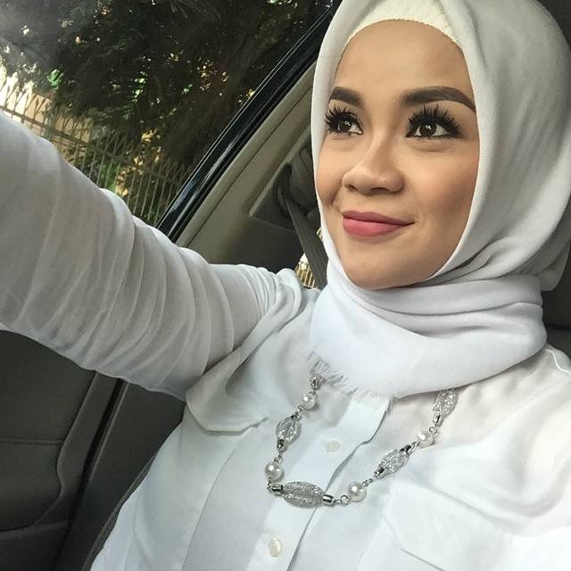 Ingat Rindu AFI? Kini Berhijab Dan Punya 2 Anak