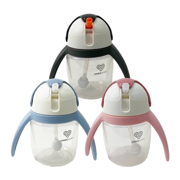 商品特點 市面上唯一企鵝造型水杯吸引寶寶更愛喝水 商品皆通過歐盟及美國安全檢測 不含bpa free雙酚a 吸管角度為105度斜角讓寶寶喝水好輕鬆 蓋緊杯蓋後完全防漏水可放心放進包包中 除杯蓋耐熱70