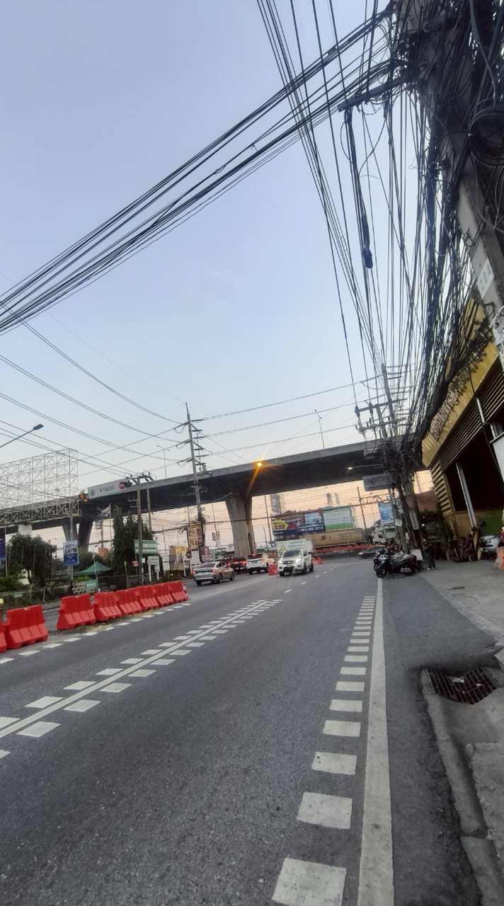 แจ้งข่าวสาร อุบัติเหตุ จราจร ซอยวัดศรีวารีน้อย (ทำดีมีรางวัลให้)