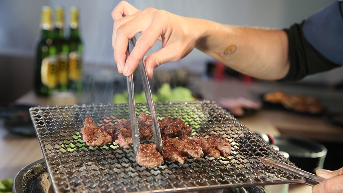 138元起開吃！台南８家超值吃到飽：烤蚵鮭魚無限吃、燒肉放題、老牌素食百匯