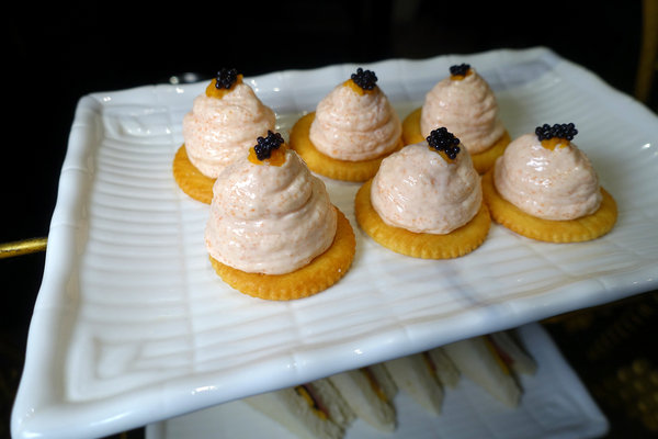 台北餐酒館聚餐-Elfin精靈餐酒館，超好拍IG網美餐酒館，水準之上的酒吧餐點，調酒超好喝的台北酒吧餐廳，台北調酒餐廳推薦