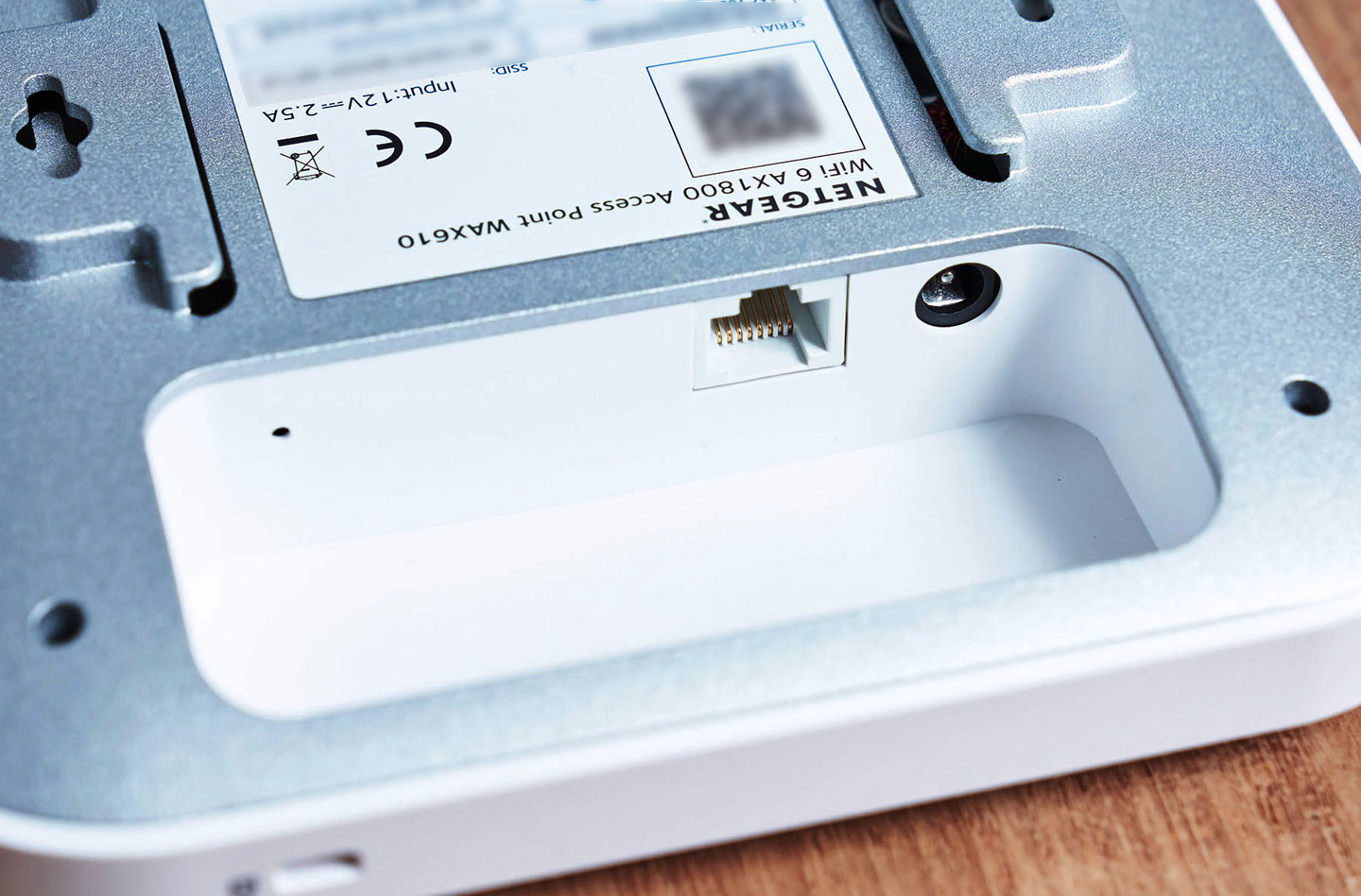 NETGEAR WAX610 商用 Wi-Fi 6 無線 AP 開箱評測：雲端管理系統 Insight Pro 更為管理帶來高效率！