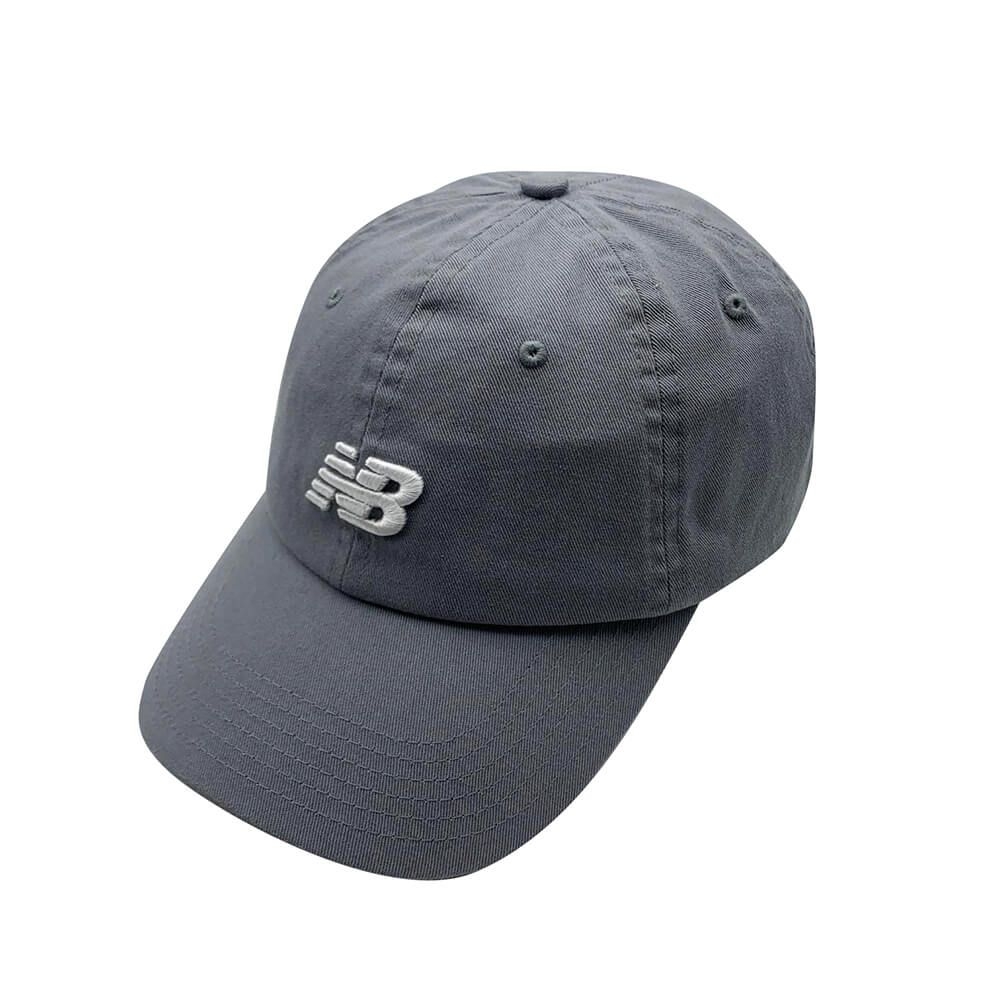 復古百搭棒球帽款電繡LOGO，質感加分帆布材質柔軟舒適可調式帽圍，潮流不受限