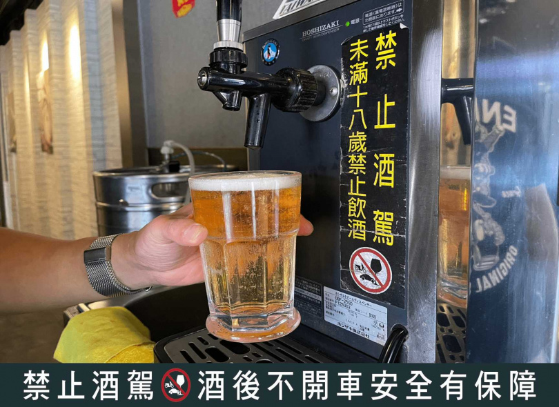 喝酒喝到飽（圖／IG@iiii0822提供）