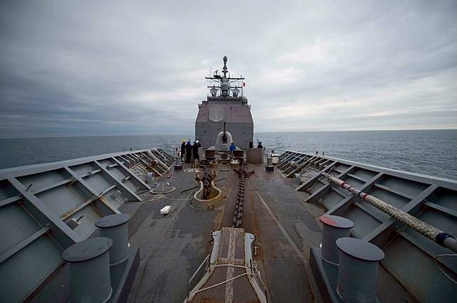 apho0031L.jpg