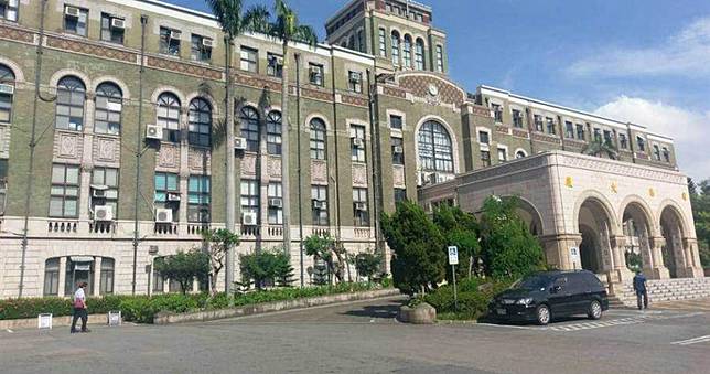 高市5劣警包庇賭博收賄　公懲會判貪汙撤職