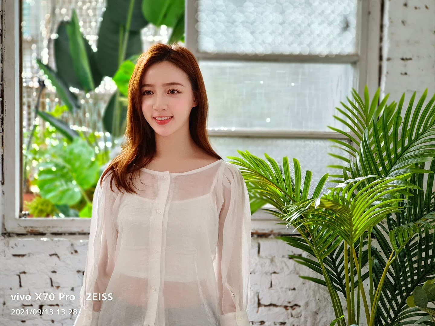 實際套用「Distagon」鏡頭效果所拍攝的人像照。