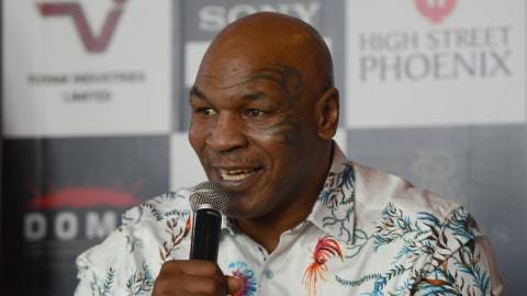 5 Kisah Gila Mike Tyson: Dari Nyogok Polisi Sampai Ribut dengan Michael Jordan (2)