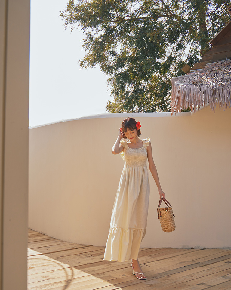 QUEEN SHOP 柏心聯名-荷葉美背蛋糕造型洋裝