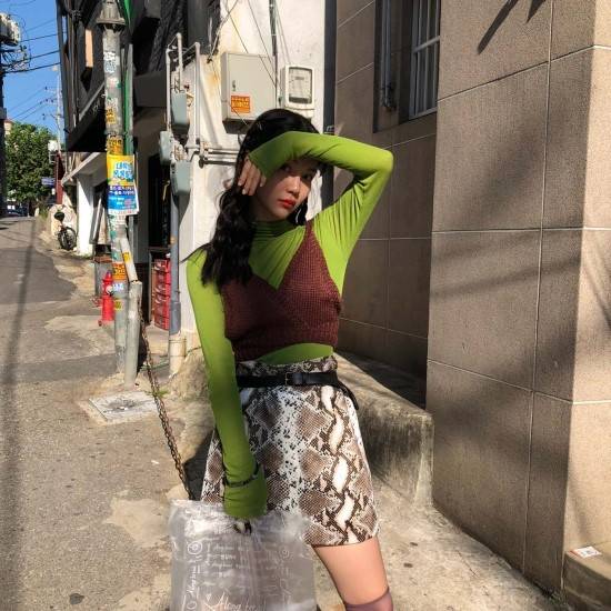 好感乖巧vs個性辛辣 大勢針織背心的靈活穿搭指南 辛辣下集 Line 購物 Line Today