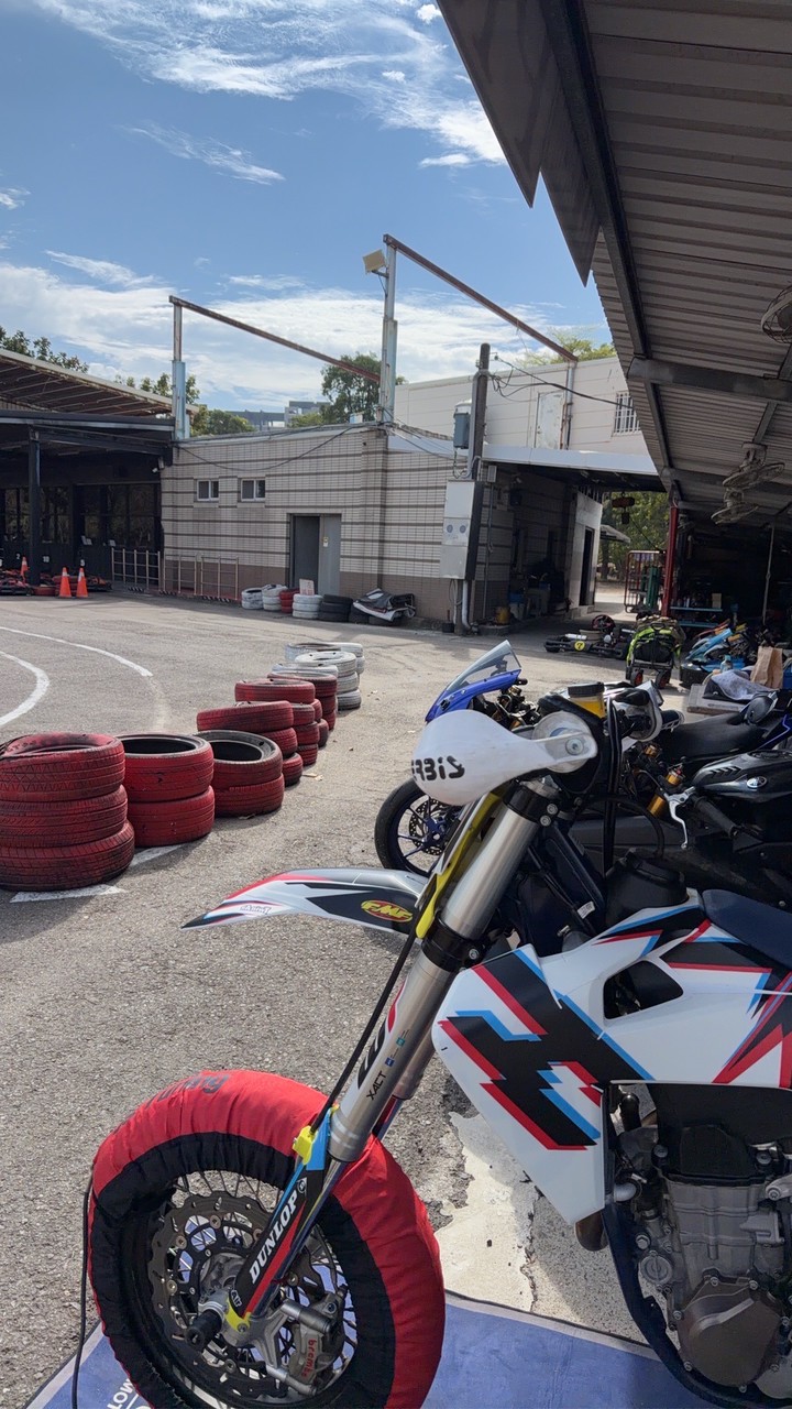體驗 Racing