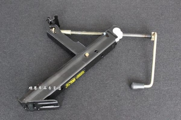 奧迪A1 A3 A4L A5 A6L S3 寶馬323 奔馳C級轎車 千斤頂