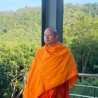 ศิษยานุศิษย์หลวงปู่มาร์คส่องโลก