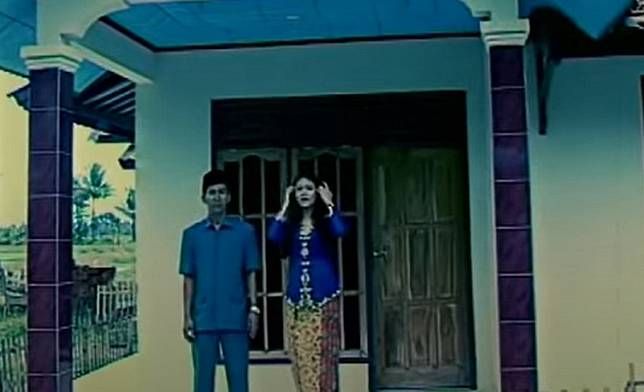 Chord Surti Tejo Jamrud Lengkap Lirik Dan Kunci Gitar Hops Id Line Today