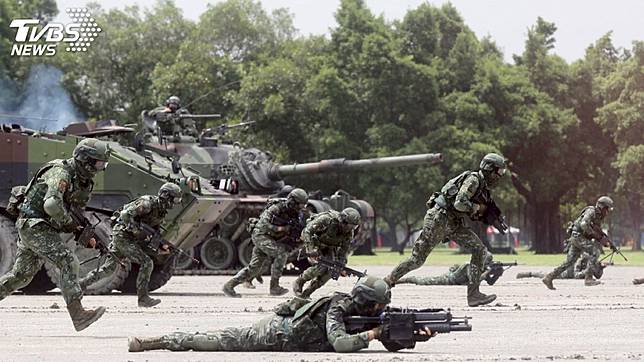 台灣男性都有服兵役的義務。(示意圖／TVBS)