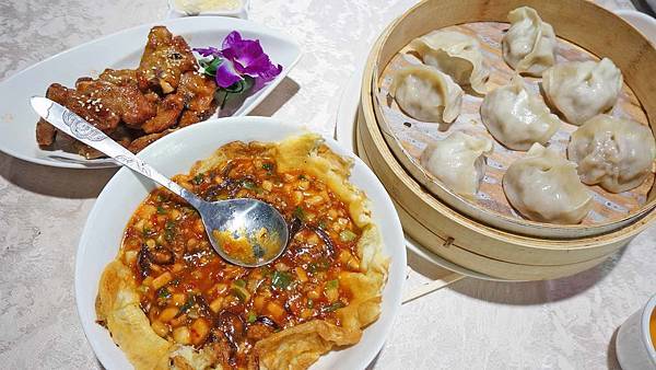 【三重美食】長逢精緻餐廳-吃了會讓你讚不絕口,好吃到爆表的中式餐館 【三重美食】長逢精緻餐廳-吃了會讓你讚不絕口,好吃到爆表的中式餐館