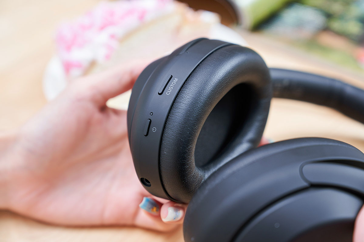 Sony WH-1000XM4 藍牙降噪耳機，AI 加持，音質再升級