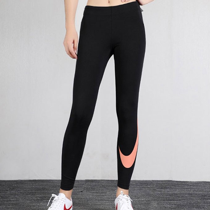 NIKE Sportswear 女裝 長褲 緊身褲 排汗 黑 橘勾 【運動世界】AR3510-016