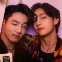 เเจกรูปกุกวี