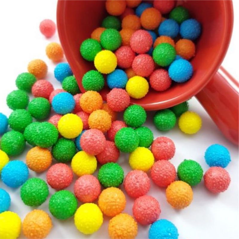 #彩色繡球花 是一款小珍珠的 #造型糖果 ，粉嫩的顏色非常充滿少女心的朋友 ，各種顏色都有不同的水果風味，非常適合在派對中當作裝飾糖果或是當作小禮物送人。百變造型的糖果都在這裡面，點這請進 #Cand