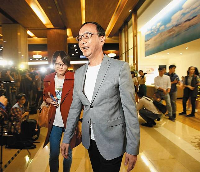 朱立倫喊話 國民黨母雞只有韓