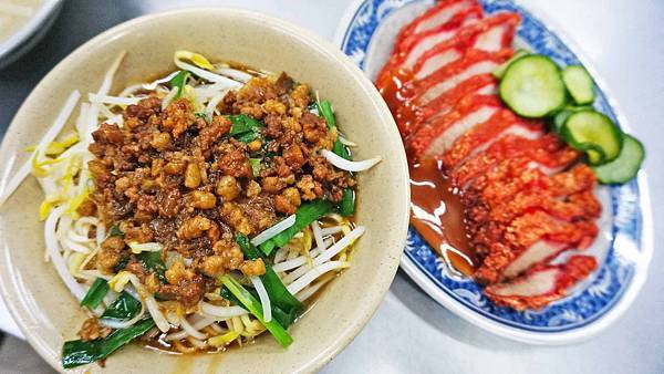 【台北美食】阿國滷肉飯-讓人讚不絕口的宵夜美食