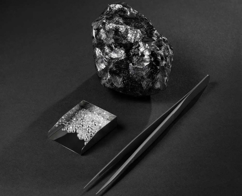 路易威登與鑽石切割大師HB，開展全新創意合作。（圖╱LOUIS VUITTON提供）