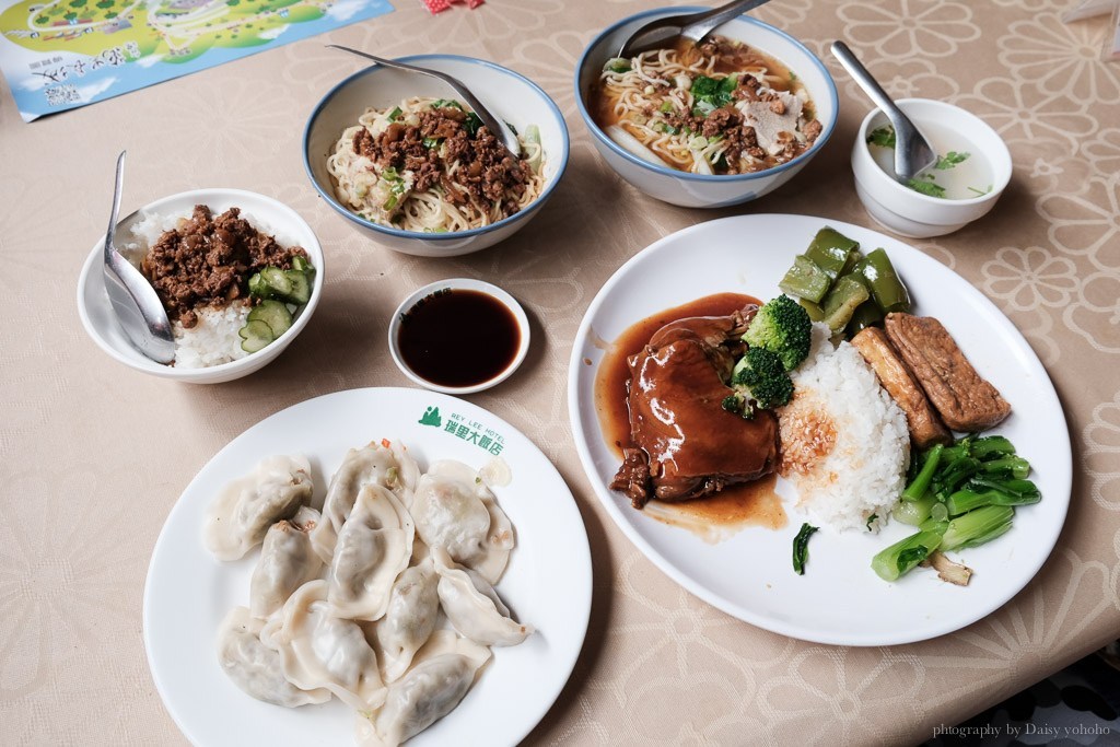 白河萬里長城, 萬里長城票價, 台南景點, 白河景點, 白河萬里長城門票, 台灣萬里長城文化主題館, 中國服裝. 中影文化城