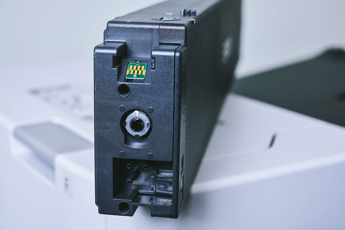 高效生產力，綠能更環保：EPSON 免加熱極速影印機 WF-C21000 一手實測報告！