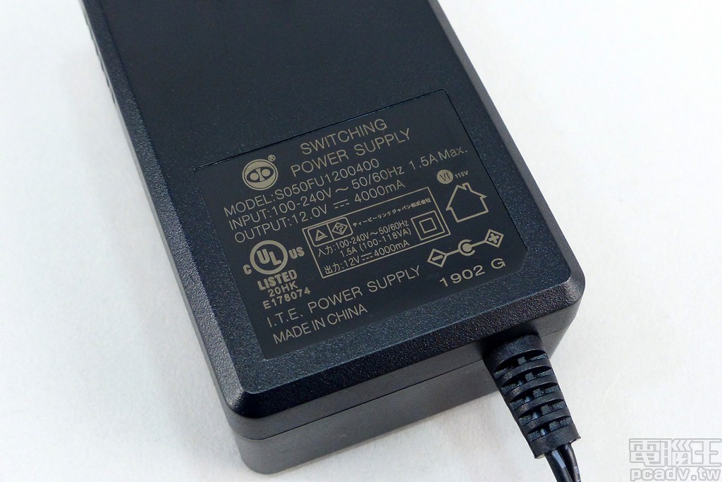 ▲ 供電變壓器輸出功率為 12V/4A/48W，能源效率達 VI 級。