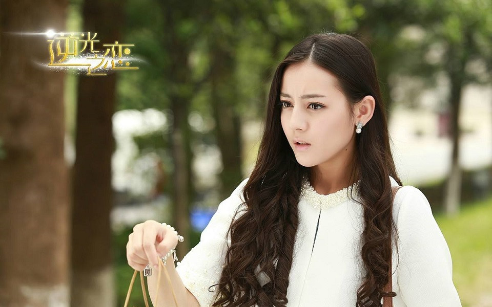 迪麗熱巴主演陸劇網播量TOP 9：《逆光之戀》