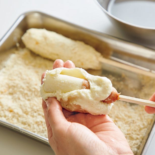 さけるチーズがビヨーンと伸びる もっちもちチーズハットグの作り方