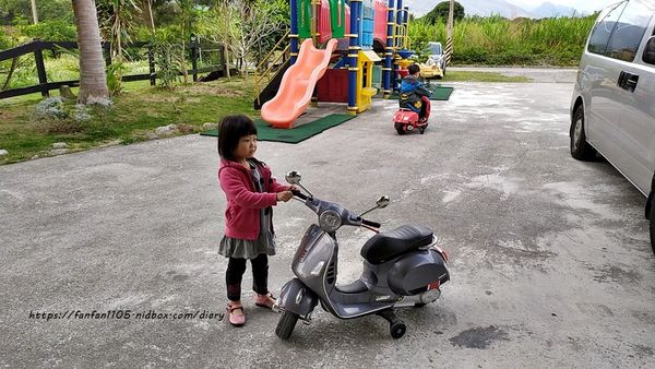 【花蓮住宿】山海趣田園親子民宿 #蒙古包 #溜滑梯 #秋千 #電動車 #桌遊 #卡拉ok (9).jpg