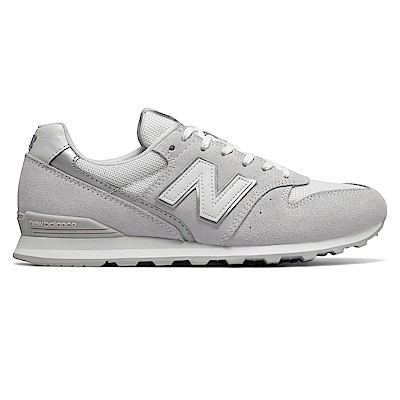 NB經典996鞋型透過調整楦頭提升腳室空間EVA材質兼顧緩震與支撐性