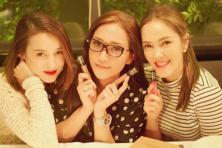 Sederet Artis Top Hadiri Peluncuran Lipstick Baru Cathy Sharon