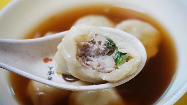 【台北美食】阿洲手擀皮水餃店-已經很難品嚐到的美味手擀皮水餃美食