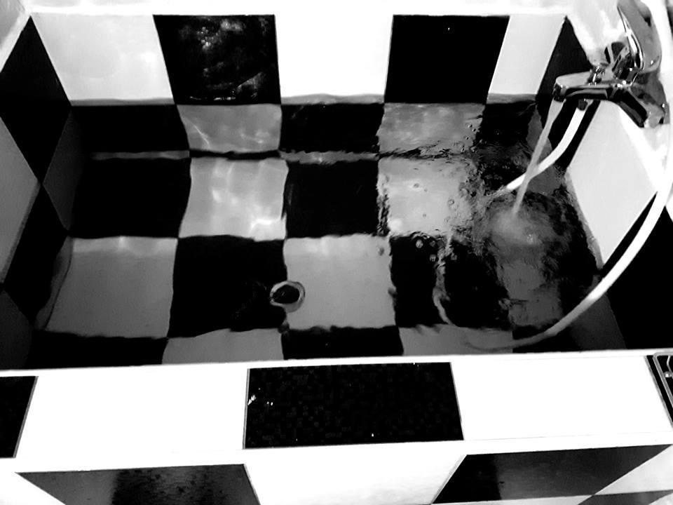 目前在物流業擔任行政主任的網友朴織稻，熱衷於DIY改