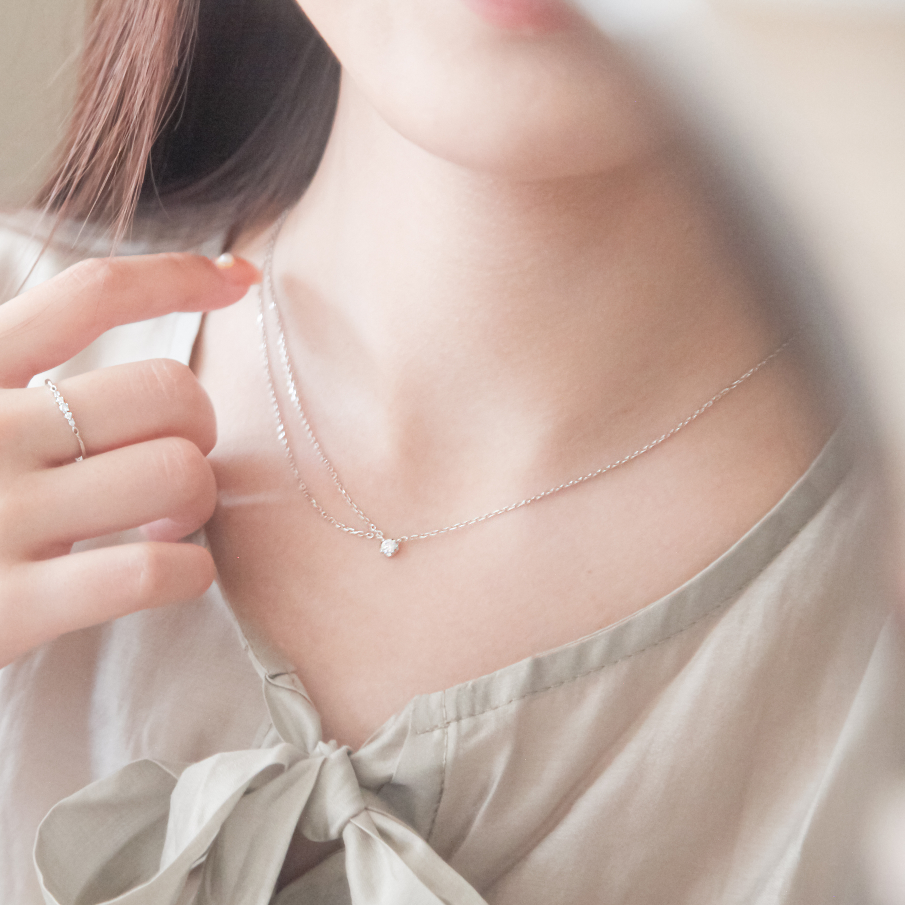 【Isha Jewelry】不對稱單鑽項鍊 | 頂級鋯石系列 | 純銀。玫瑰金。經典熱銷系列