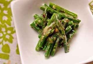 材料1つ アスパラだけ でつくるお弁当おかず